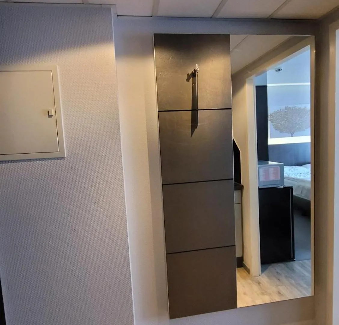 Nice Apartment In Modern Center Of Duesseldorf  Düsseldorf