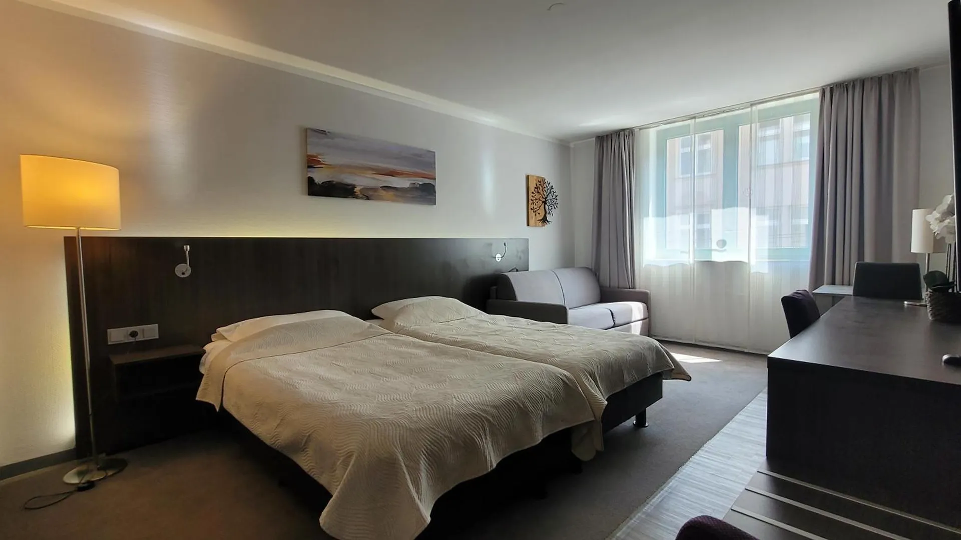 Nice Apartment In Modern Center Of Duesseldorf  Düsseldorf